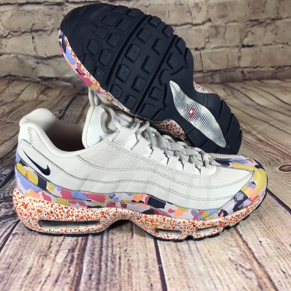 Nike Shoes - NIKE Air Max 95 SE Confetti Vast Grey